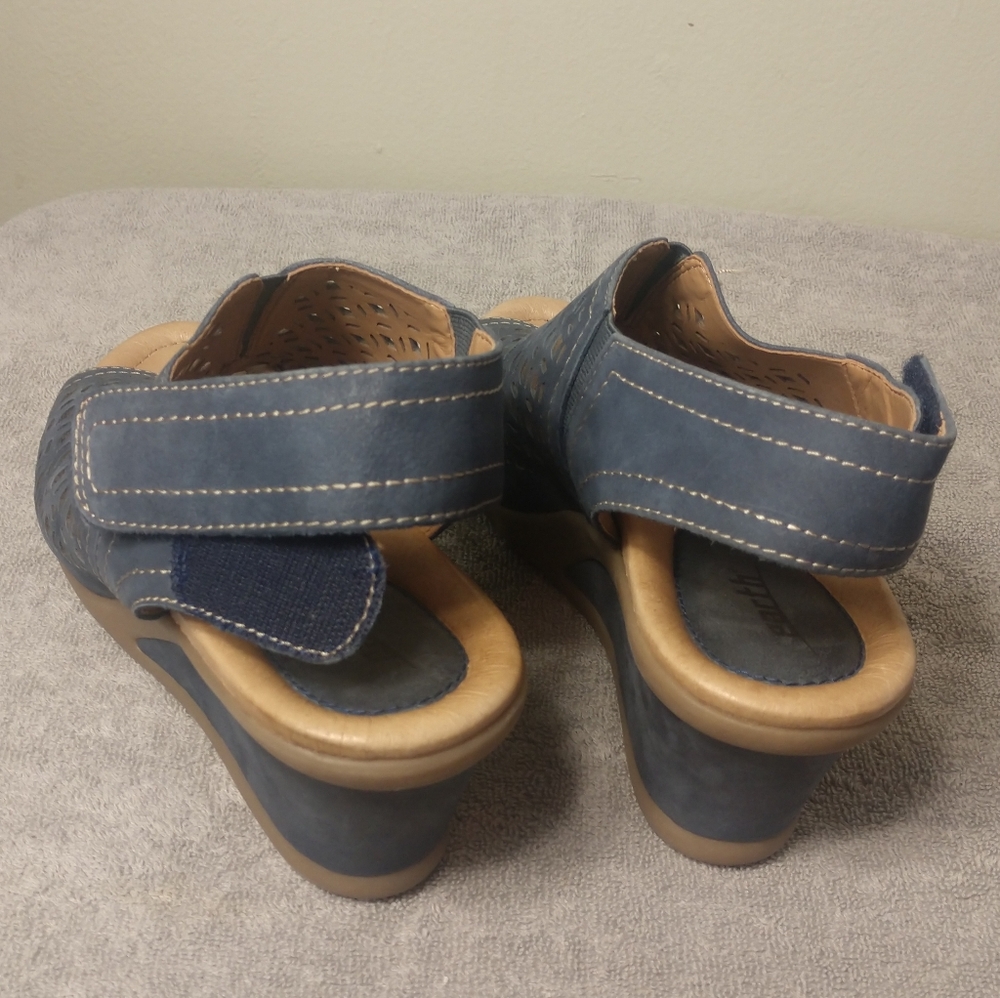 Comfy Sandals - image 4